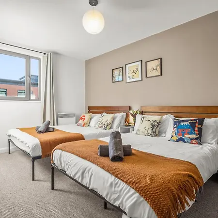 Pan Asian Haven With Balcony With Cityview And Free Parking