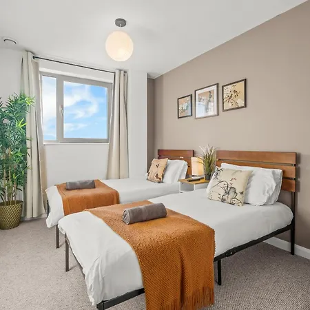 Apartment Pan Asian Haven With Balcony With Cityview And Free Parking *
